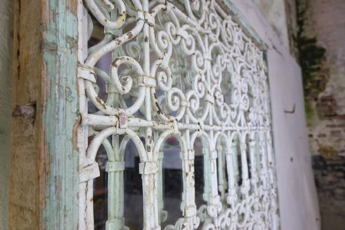 A 19TH CENTURY FRENCH WROUGHT IRON MIRROR GARDEN - ADDITIONAL PHOTO 4