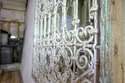 A 19TH CENTURY FRENCH WROUGHT IRON MIRROR GARDEN - ADDITIONAL PHOTO 7