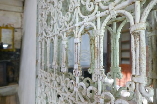 A 19TH CENTURY FRENCH WROUGHT IRON MIRROR GARDEN - ADDITIONAL PHOTO 8