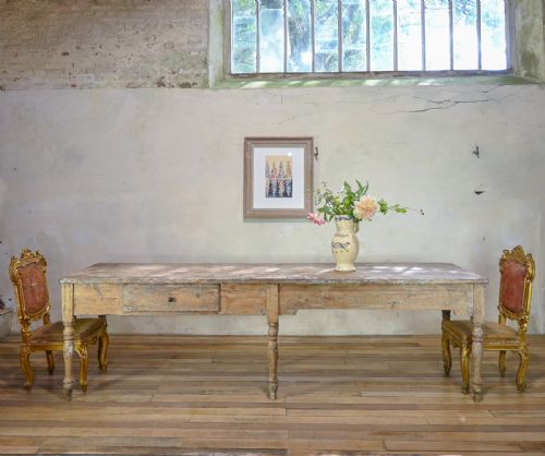 A LARGE 18TH CENTURY FRENCH PAINTED FARMHOUSE DINING TABLE - ADDITIONAL PHOTO 5