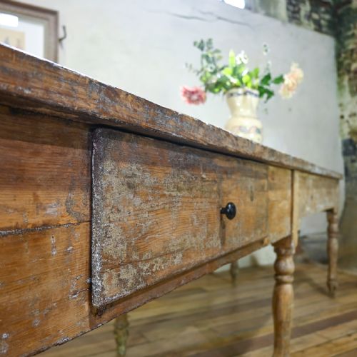 A LARGE 18TH CENTURY FRENCH PAINTED FARMHOUSE DINING TABLE - ADDITIONAL PHOTO 3