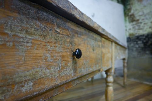 A LARGE 18TH CENTURY FRENCH PAINTED FARMHOUSE DINING TABLE - ADDITIONAL PHOTO 15