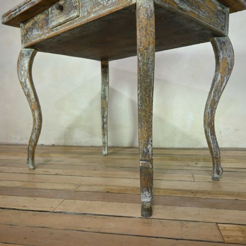 A 19TH CENTURY FRENCH PAINTED SWIVEL TOP FARMHOUSE KITCHEN TABLE - ADDITIONAL PHOTO 15