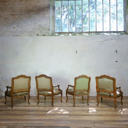 A SET OF FOUR 19TH CENTURY FRENCH LOUIS XV FAUTEUILS OPEN ARMCHAIRS - ADDITIONAL PHOTO 12