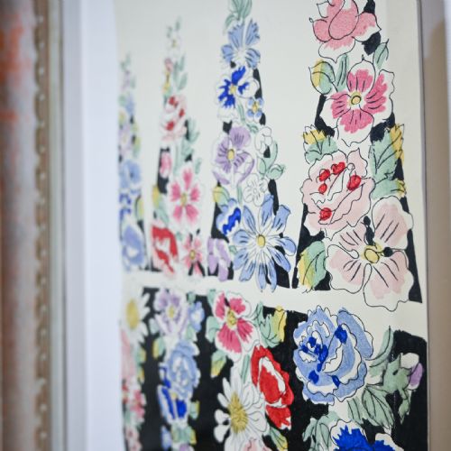 A 20TH CENTURY GOUACHE PAINTING RAOUL DUFY FLOWERS DESIGN FOR BIANCHINI FERIER - ADDITIONAL PHOTO 8