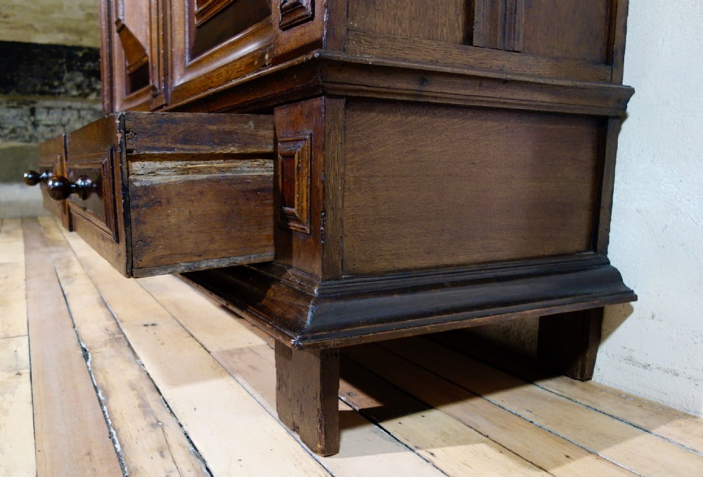 17th Century Dutch Cupboard Kast View VII