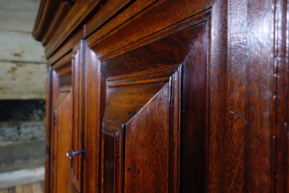 17th Century Dutch Cupboard Kast View IX