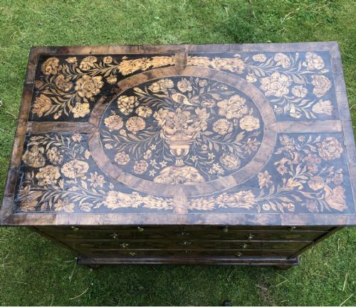 WILLIAM AND MARY MARQUETRY CHEST - ADDITIONAL PHOTO 3