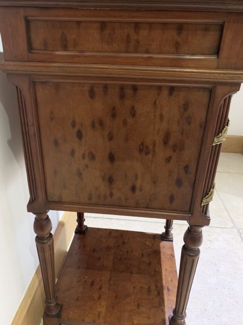 FRENCH EMPIRE STYLE PLUM PUDDING MAHOGANY BEDSIDE CABINET - ADDITIONAL PHOTO 4
