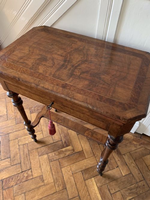 VICTORIAN WALNUT GAMES CARD TABLE - ADDITIONAL PHOTO 9