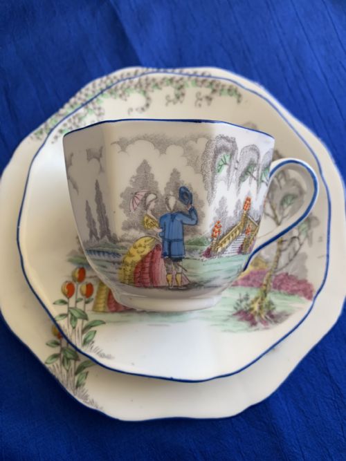 VINTAGE BONE CHINA SUTHERLAND ROMANCE TEASET - ADDITIONAL PHOTO 5