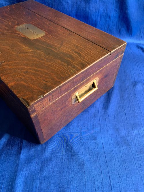 VICTORIAN OAK MILITARY CAMPAIGN DEED CHEST - ADDITIONAL PHOTO 2
