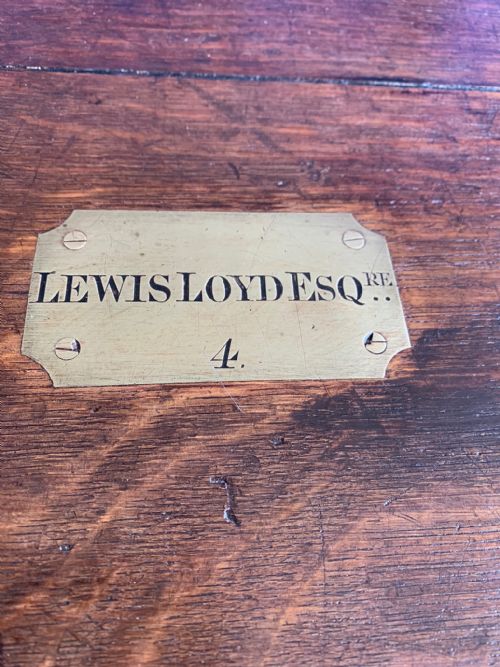VICTORIAN OAK MILITARY CAMPAIGN DEED CHEST - ADDITIONAL PHOTO 5