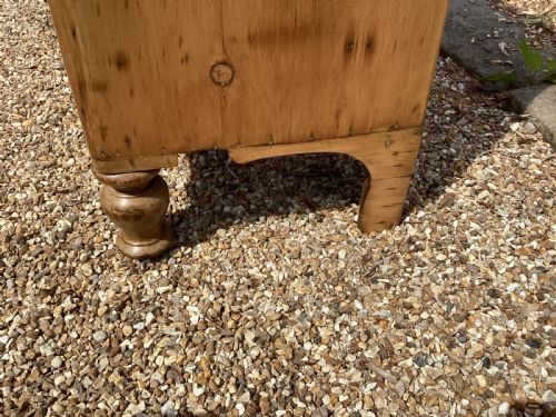 VICTORIAN FARMHOUSE STRIPPED PINE CHEST OF DRAWERS - ADDITIONAL PHOTO 4