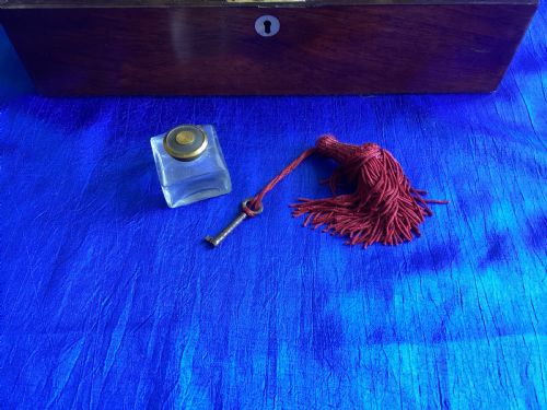 VICTORIAN ROSEWOOD AND MOTHER OF PEARL WRITING SLOPE - ADDITIONAL PHOTO 8