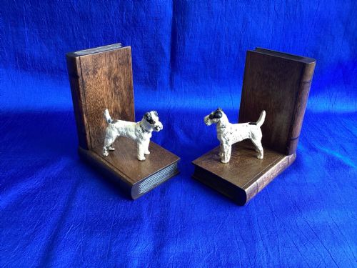 ANTIQUE COLD PAINTED FOX TERRIER WOODEN BOOK ENDS - ADDITIONAL PHOTO 2