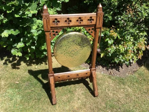 VICTORIAN ARTS AND CRAFTS OAK DINNER GONG - ADDITIONAL PHOTO 1