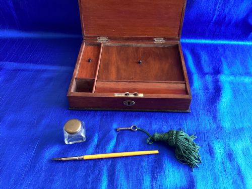 EDWARDIAN WALNUT LADIES TRAVELLING WRITING BOX - ADDITIONAL PHOTO 3