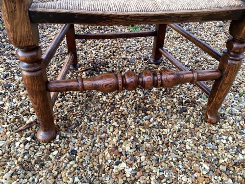 18TH CENTURY RUSH SEATED OAK ARMCHAIR - ADDITIONAL PHOTO 4