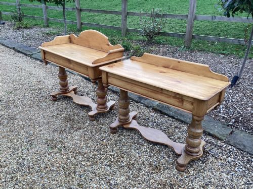 VICTORIAN PAIR OF PINE DRESSING TABLE AND WASHSTAND - ADDITIONAL PHOTO 10