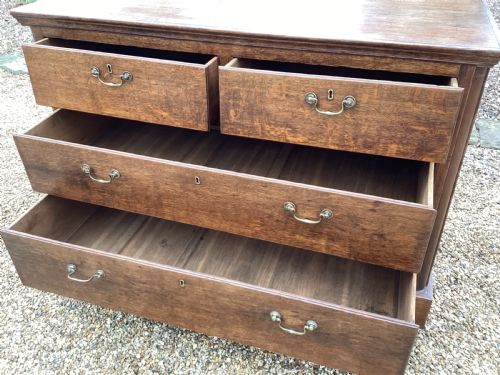 GEORGIAN OAK CHEST OF DRAWERS - ADDITIONAL PHOTO 10