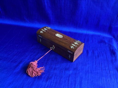 VICTORIAN DOMED ROSEWOOD GLOVE BOX - ADDITIONAL PHOTO 3