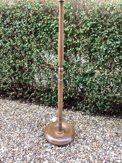 ANTIQUE STANDARD LAMP - ADDITIONAL PHOTO 4
