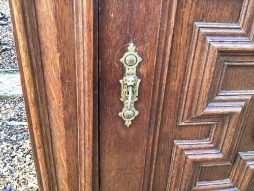 ANTIQUE OAK FRENCH PRESERVE CUPBOARD - ADDITIONAL PHOTO 5