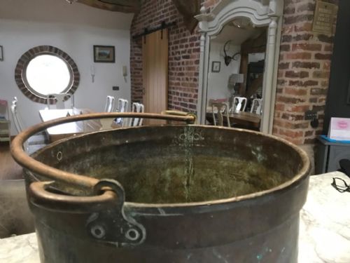 ANTIQUE FRENCH COPPER CAULDRON - ADDITIONAL PHOTO 4