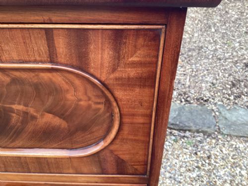 VICTORIAN MAHOGANY CHEST OF DRAWERS - ADDITIONAL PHOTO 12