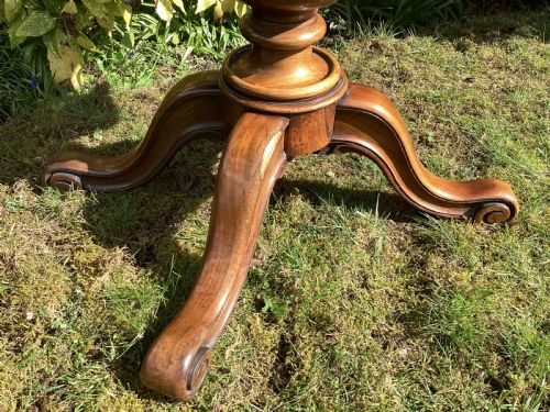 VICTORIAN ROSEWOOD GAMES TABLE - ADDITIONAL PHOTO 4