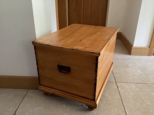 VICTORIAN PINE STORAGE BOX - ADDITIONAL PHOTO 4