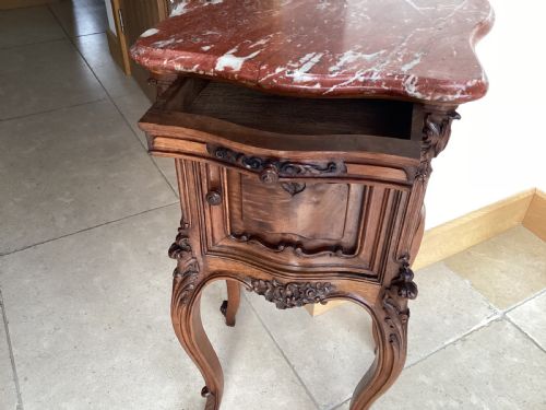 ANTIQUE FRENCH WALNUT POTBEDSIDE CUPBOARD - ADDITIONAL PHOTO 4