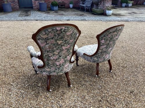 A VICTORIAN WALNUT PARLOUR SUITE - ADDITIONAL PHOTO 6