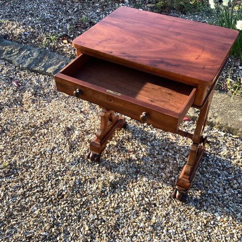 A VICTORIAN MAHOGANY SEWING WORK TABLE - ADDITIONAL PHOTO 5