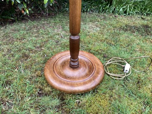 ANTIQUE OAK STANDARD LAMP - ADDITIONAL PHOTO 2