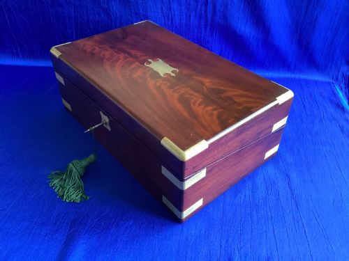 VICTORIAN MAHOGANY BRASS BOUND WRITING SLOPE - ADDITIONAL PHOTO 4