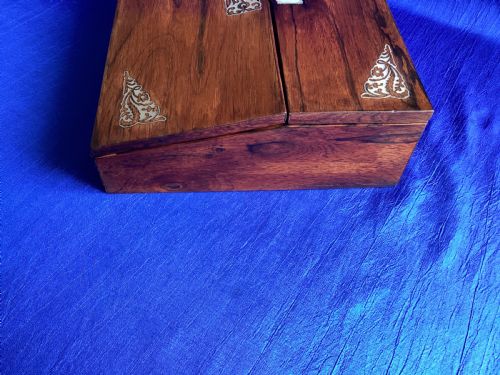 VICTORIAN ROSEWOOD LADIES WRITING SLOPE BOX - ADDITIONAL PHOTO 3