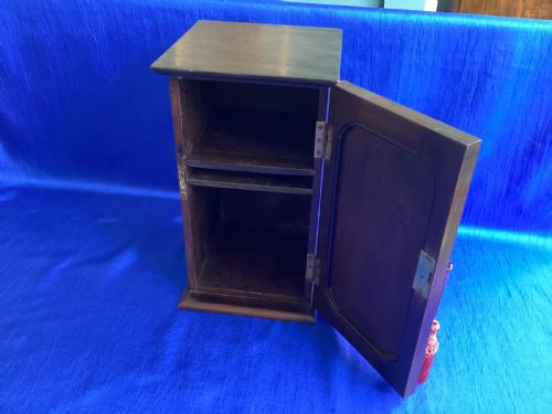 ANTIQUE MAHOGANY TABLE TOP CABINET - ADDITIONAL PHOTO 6