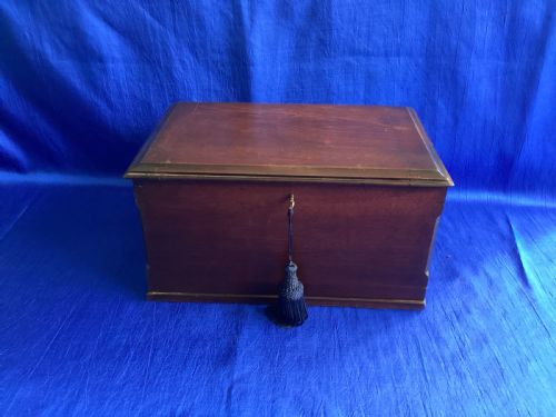 VICTORIAN MAHOGANY CHAPEL STORAGE BOX - ADDITIONAL PHOTO 2