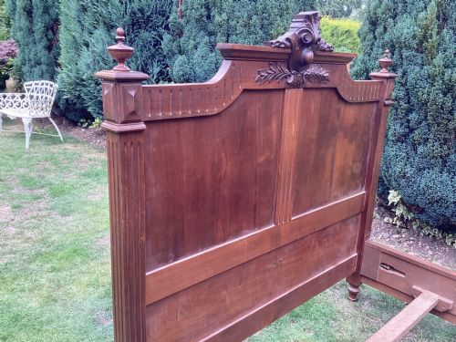 ANTIQUE VICTORIAN FRENCH WALNUT DOUBLE BED - ADDITIONAL PHOTO 2