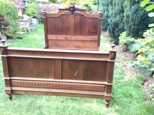 ANTIQUE VICTORIAN FRENCH WALNUT DOUBLE BED - ADDITIONAL PHOTO 15
