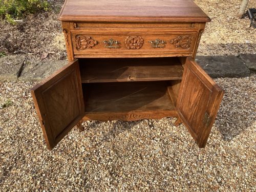ANTIQUE FRENCH OAK CUPBOARD - ADDITIONAL PHOTO 3