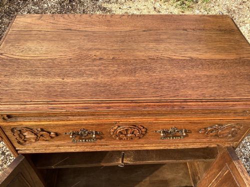 ANTIQUE FRENCH OAK CUPBOARD - ADDITIONAL PHOTO 4
