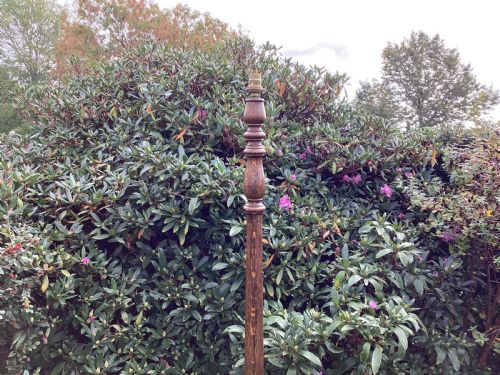 EDWARDIAN OAK STANDARD LAMP - ADDITIONAL PHOTO 4