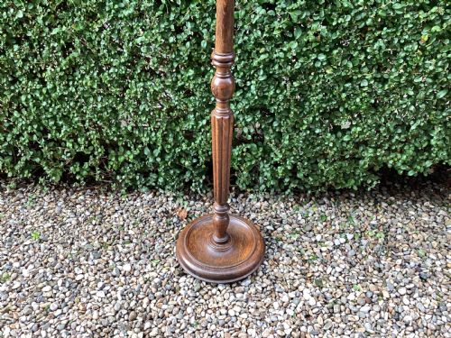 EDWARDIAN OAK STANDARD LAMP - ADDITIONAL PHOTO 5