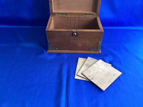 EDWARDIAN BRASS BOUND OAK CIGAR CABINET - ADDITIONAL PHOTO 1
