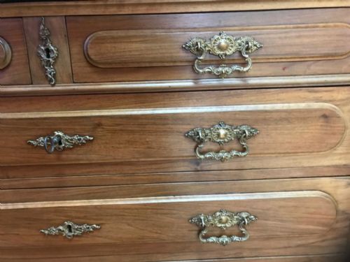 ANTIQUE WALNUT FRENCH LOUIS XV COMMODE CHEST - ADDITIONAL PHOTO 1