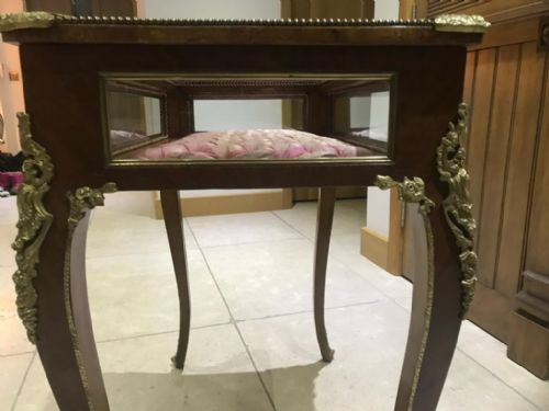 ANTIQUE FRENCH WALNUT BIJOUTERIE CABINET - ADDITIONAL PHOTO 4