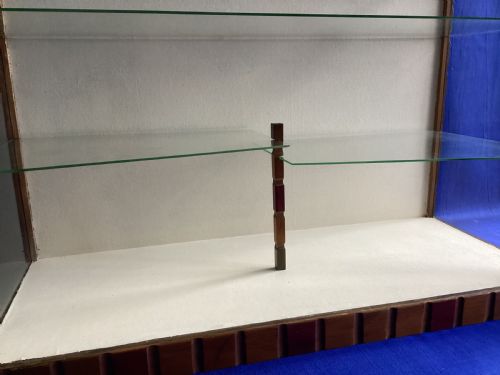 ANTIQUE ART DECO GLASS DISPLAY CASE - ADDITIONAL PHOTO 1